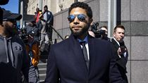Herec Jussie Smollett opouští soud v Chicagu. | na serveru Lidovky.cz | aktuální zprávy