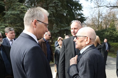 éf BIS Michal Koudelka (vlevo) a bývalý velvyslanec v Ruské federaci Lubo...