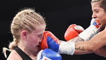 Fabiána Bytyqi (vlevo) versus María Soledad Vargasová. | na serveru Lidovky.cz | aktuální zprávy