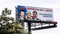 Okamura, Salvini a Le Penová ve spolené kampani do evropských voleb.