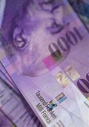 Proč Švýcaři stále milují hotovost. Nové platidlo bude patřit k těm nejcennějším Jeden tisíc švýcarských franků. | na serveru Lidovky.cz | aktuální zprávy