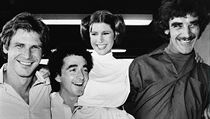 Zemřel Peter Mayhew (vpravo), který ve slavné vesmírné sáze Star Wars ztvárnil... | na serveru Lidovky.cz | aktuální zprávy