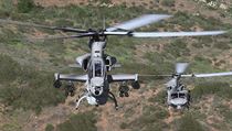 Vojenské vrtulníky Bell AH-1Z, které plánuje Česká republika koupit. Vojenské vrtulníky Bell AH-1Z, které plánuje Česká republika koupit.