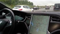 Rozhodli jsme se vyzkoušet, jak se jezdí americkým elektromobilem Tesla Model S. | na serveru Lidovky.cz | aktuální zprávy