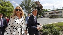 Volební místnosti se uzavřely, kandidáty do europarlamentu zatím vybírala pětina až čtvrtina voličů Andrej Babiš s manželkou u voleb | na serveru Lidovky.cz | aktuální zprávy