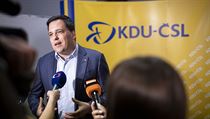 Druhý na kandidátce KDU-ČSL pro eurovolby Tomáš Zdechovský hovoří s novináři ve... | na serveru Lidovky.cz | aktuální zprávy