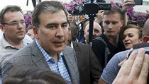 Michaila Saakašviliho na kyjevském letišti vítaly stovky lidí. | na serveru Lidovky.cz | aktuální zprávy