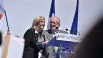 Vzestup Marine Le Penové. Lídryně extrémní pravice obětovala při cestě na vrchol i rodinné vztahy Marine Le Penová se svým otcem Jean-Marie v roce 2012 | na serveru Lidovky.cz | aktuální zprávy