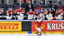 Jakub Voráček slaví se spoluhráči svoji branku. | na serveru Lidovky.cz | aktuální zprávy