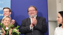Krvácí mi srdce, když vidím pokusy o asistovanou sebevraždu EU, říká Vondra po zvolení Alexandr Vondra | na serveru Lidovky.cz | aktuální zprávy