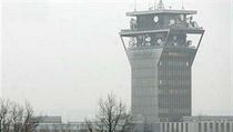 Archivní foto: Ústředí Českého Telecomu na pražském Žižkově. | na serveru Lidovky.cz | aktuální zprávy