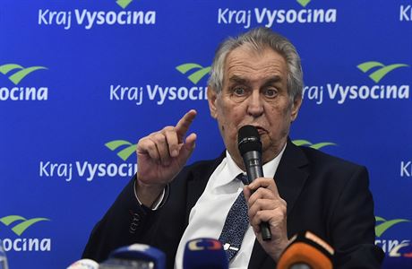 Prezident Miloš Zeman hovoří na tiskové konferenci v Bystřici nad Pernštejnem... | na serveru Lidovky.cz | aktuální zprávy