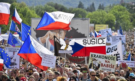 Demonstrace na Letné, ilustraní foto.