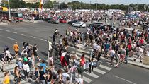 Kde se vzalo číslo 283 tisíc? O počtu účastníků demonstrace na Letné promluvila data z mobilů Lidé se stále scházejí na demonstraci proti Benešové a Babišovi. | na serveru Lidovky.cz | aktuální zprávy