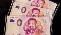 Bankovka s Karlem Gottem. | na serveru Lidovky.cz | aktuální zprávy