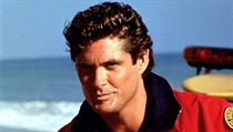 Takhle si ho všichni pamatují. David Hasselhoff jako Mitch Bouchannon ze... | na serveru Lidovky.cz | aktuální zprávy