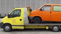 Poškodili auto, pak chtěli peníze za opravu. Čeští cestovatelé chystají trestní oznámení na srbské ‚šmejdy‘ Mandarína na odtahovce míří vstříc fiktivní opravě. | na serveru Lidovky.cz | aktuální zprávy