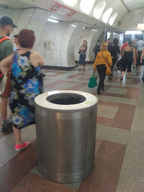 Protiteroristický ko na stanici metra Andl.