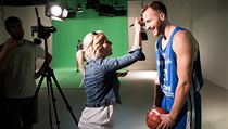 Basketbalista Martin Kříž na oficiálním focení pro Českou televizi před MS. | na serveru Lidovky.cz | aktuální zprávy