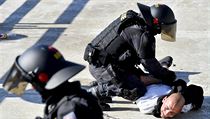 Policisté zadrželi po utkání několik fanoušků Baníku kvůli výtržnostem na... | na serveru Lidovky.cz | aktuální zprávy