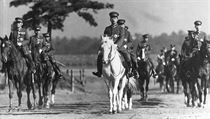 Japonský císař Hirohito na koni v Tokyu, leden 1940. | na serveru Lidovky.cz | aktuální zprávy
