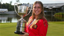 Celia Barquínová s trofejí pro amatérskou mistryni Evropy | na serveru Lidovky.cz | aktuální zprávy