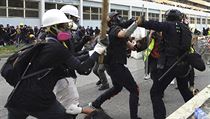 Střet demonstrantů s policí v Hongkongu (24. srpna 2019). | na serveru Lidovky.cz | aktuální zprávy