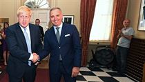 Dominic Cummings v den příchodu premiéra Johsona do úřadu vlády.