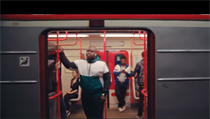 V novém reklamním spotu se objevuje pražské metro. | na serveru Lidovky.cz | aktuální zprávy