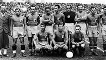 Rusínská legenda – fotbalisté SK Rusj Užhorod s červeným medvědem na dresech... | na serveru Lidovky.cz | aktuální zprávy
