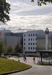SEVERSKÝ ŠOK: Kdo se tu probůh chce učit česky? Překvapivý zájem finských studentů o studium našeho jazyka Pohled na komplex univerzitních budov | na serveru Lidovky.cz | aktuální zprávy