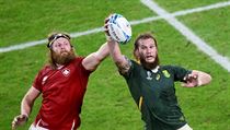 RG Snyman sbírá šišku ze vzduchu před Kanaďanem Evanem Olmsteadem | na serveru Lidovky.cz | aktuální zprávy