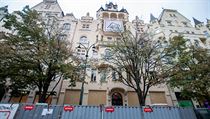 Dům číslo 22 v pražské Pařížské ulici, v jehož přízemí by se měl podle zdrojů... | na serveru Lidovky.cz | aktuální zprávy