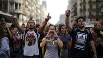 Demonstranti křičí slogany v Barceloně, ve Španělsku. Nejvyšší soud Španělska v... | na serveru Lidovky.cz | aktuální zprávy