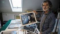Listopad 1989. Pavel Baňka se studentkou Vysoké školy uměleckoprůmyslové v... | na serveru Lidovky.cz | aktuální zprávy