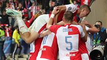 Slávistická radost po první brance do sítě Barcelony. | na serveru Lidovky.cz | aktuální zprávy