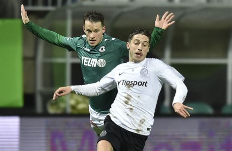 Zleva Jan Sýkora z Jablonce a Michal Sáček ze Sparty. | na serveru Lidovky.cz | aktuální zprávy
