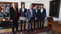 Prezident republiky Miloš Zeman přijal na Pražském hradě šéfa fotbalové Slavie... | na serveru Lidovky.cz | aktuální zprávy