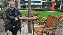 Lavičku Václava Havla označil její tvůrce architekt Bořek Šípek jako symbol... | na serveru Lidovky.cz | aktuální zprávy