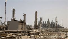 Ropná rafinerie spolenosti Saudi Aramco.