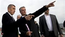 Premiér Andrej Babiš (ANO) v doprovodu ředitele české pošty Romana Knapa... | na serveru Lidovky.cz | aktuální zprávy