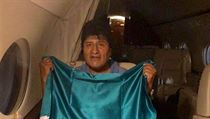 Evo Morales v letadle do Mexika.