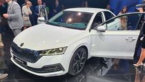 Škoda Octavia 4. generace při světové premiéře ve Veletržním paláci v Praze | na serveru Lidovky.cz | aktuální zprávy