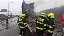 Nehoda na druhém kilometru Pražského okruhu se ve směru k letišti. | na serveru Lidovky.cz | aktuální zprávy