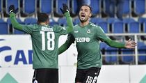 Rafael Acosta a Martin Doležal z Jablonce se radují z gólu | na serveru Lidovky.cz | aktuální zprávy