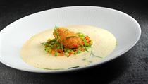 Krémová rybí polévka a kroketa s uzenou treskou podle šéfkuchaře | na serveru Lidovky.cz | aktuální zprávy