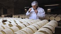 Daň by se týkala i francouzských sýrů, šumivých vín a dalších produktů. | na serveru Lidovky.cz | aktuální zprávy