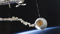 Vesmírná raketa SpaceX Dragon se připojila na Mezinárodní vesmírnou stanici. | na serveru Lidovky.cz | aktuální zprávy