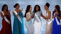 Titul Miss World získala 23letá dívka z Jamajky. Češka se mezi 12 finalistek neprobojovala Toni Ann Singhová z Jamajky reaguje na informaci, že stala vítězkou soutěže. | na serveru Lidovky.cz | aktuální zprávy