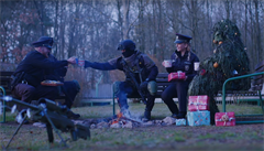 Vánoní video eské policie.